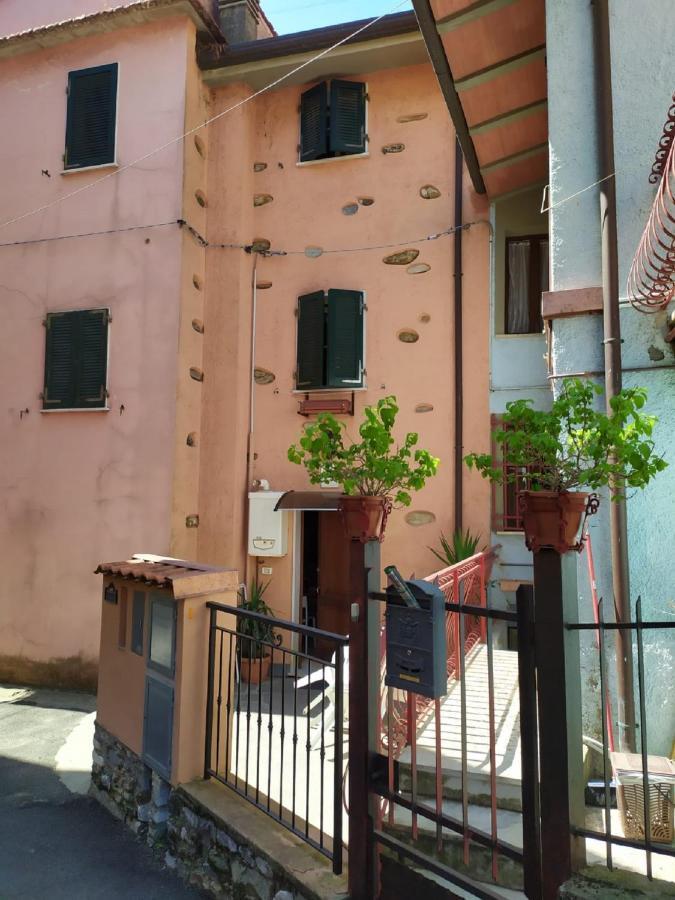 Casetta Spino Fiorito Montignoso Esterno foto